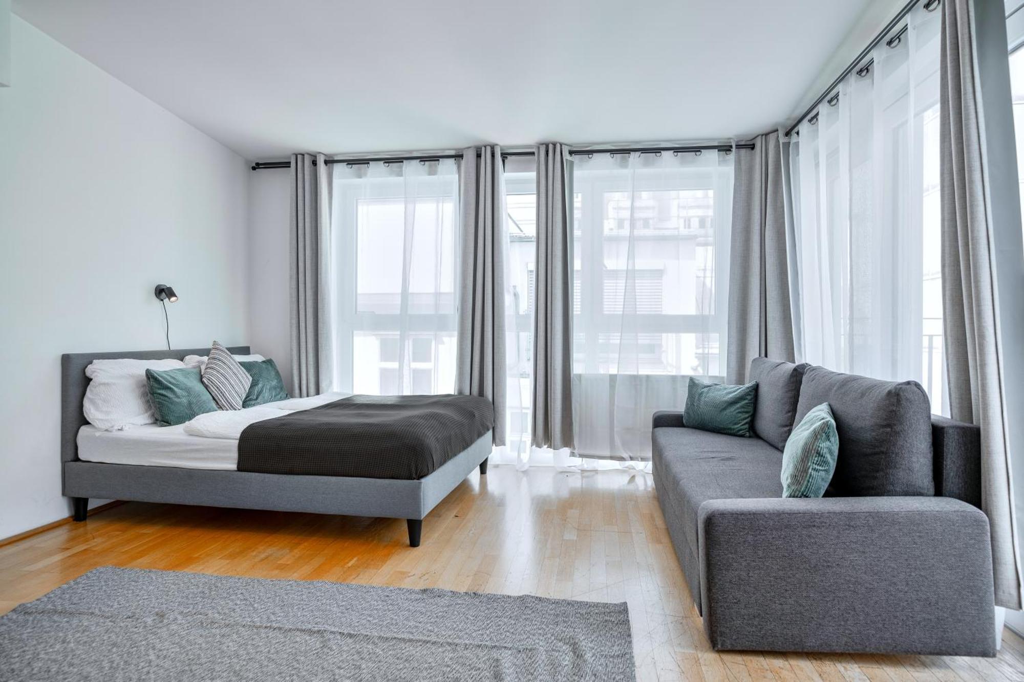 Apartment Amazing Terrace, Close To Viennas Biggest Shopping Street